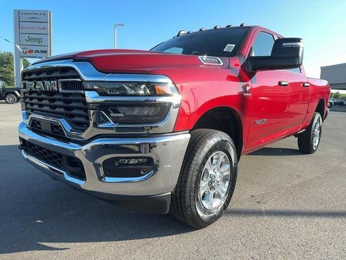 2025 RAM 2500 Big Horn Crew Cab 4x4 6'4' Box