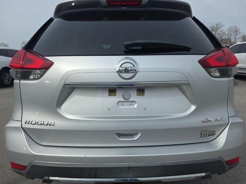 Brilliant Silver 2018 Nissan Rogue SV