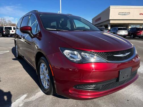 2021 Chrysler Voyager LXI