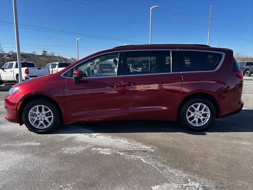 2021 Chrysler Voyager LXI