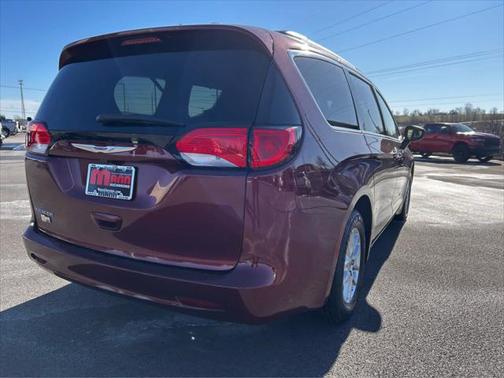 2021 Chrysler Voyager LXI