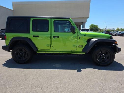 Mojito Clearcoat 2025 Jeep Wrangler Sport S