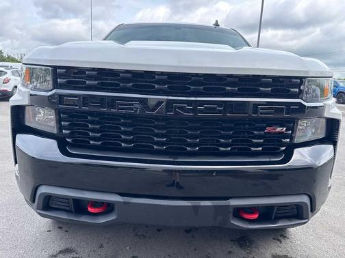 Summit White 2022 Chevrolet Silverado 1500 Limited Custom Trail Boss