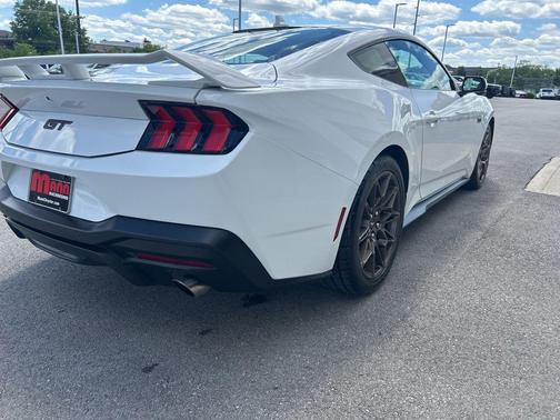 Oxford White 2024 Ford Mustang GT Premium