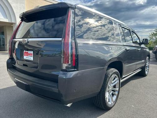 2017 Cadillac Escalade ESV Premium Luxury