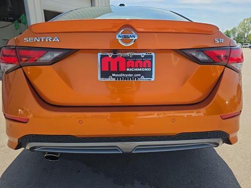 Monarch Orange/Super Black 2021 Nissan Sentra SR