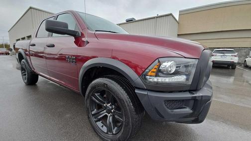 2024 RAM 1500 Classic Warlock Crew Cab 4x4 5'7' Box