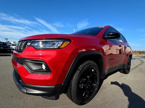 Red Hot Pearlcoat 2026 Jeep Compass Latitude