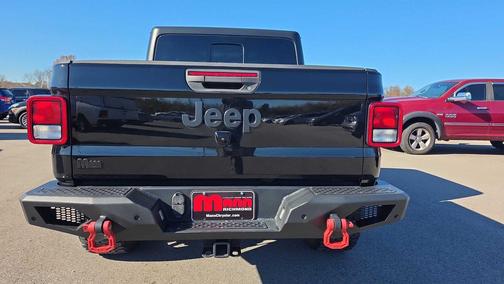 2022 Jeep Gladiator Sport S