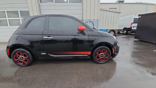 2017 FIAT 500e Battery Electric