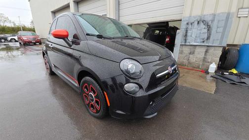 2017 FIAT 500e Battery Electric