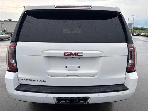 2016 GMC Yukon XL SLT