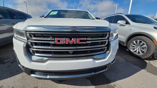 2022 GMC Acadia AWD AT4