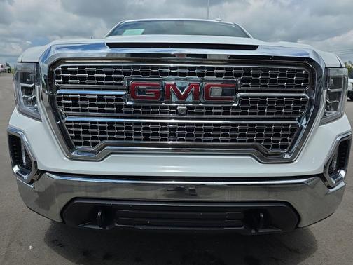 Summit White 2019 GMC Sierra 1500 SLT