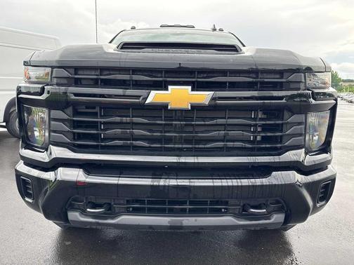 Black 2024 Chevrolet Silverado 2500 Custom