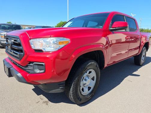 Barcelona Red Metallic 2018 Toyota Tacoma SR