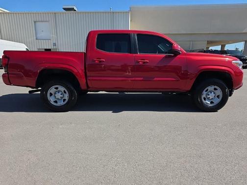 Barcelona Red Metallic 2018 Toyota Tacoma SR