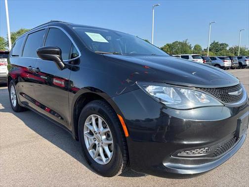 2021 Chrysler Voyager LXI