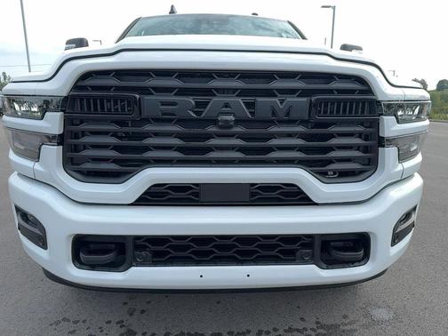 Bright White Clearcoat 2026 RAM 2500 Big Horn
