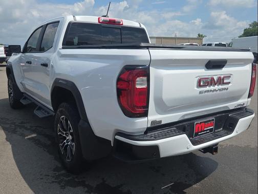 Summit White 2023 GMC Canyon AT4