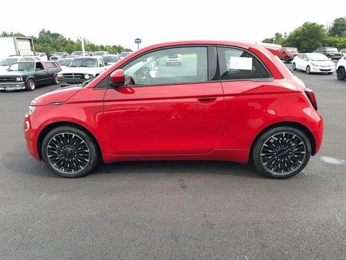 2024 FIAT 500e INSPI(RED) FWD