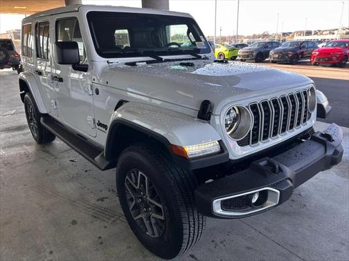2025 Jeep Wrangler 4-Door Sahara 4x4
