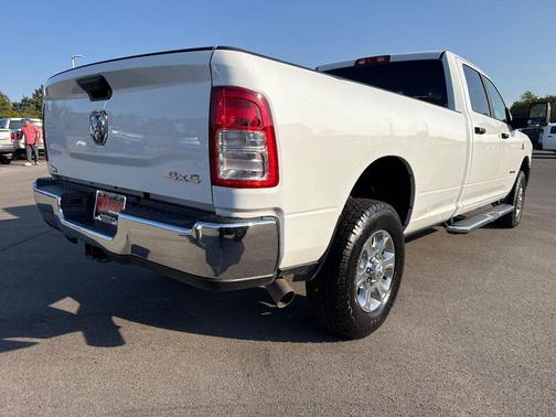 2023 RAM 2500 Big Horn Crew Cab 4x4 8' Box