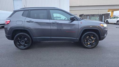 2023 Jeep Compass Trailhawk