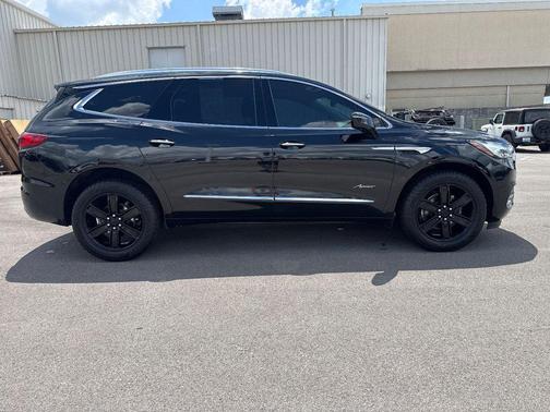 2021 Buick Enclave AWD Avenir