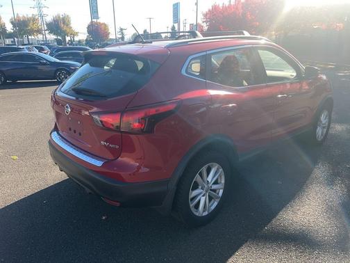 2018 Nissan Rogue Sport SV