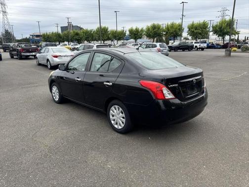 2012 Nissan Versa 1.6 S