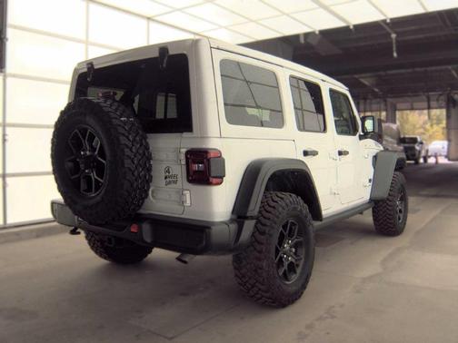 Bright White Clearcoat 2024 Jeep Wrangler Sport
