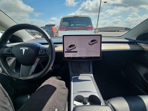 2022 Tesla Model 3 Standard Range