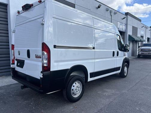 Bright White Clearcoat 2020 RAM ProMaster 1500 Base