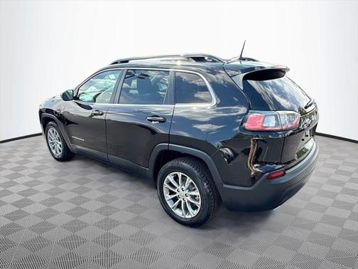 2022 Jeep Cherokee Latitude Lux