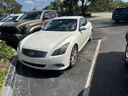 Moonlight White 2012 INFINITI G37 Base
