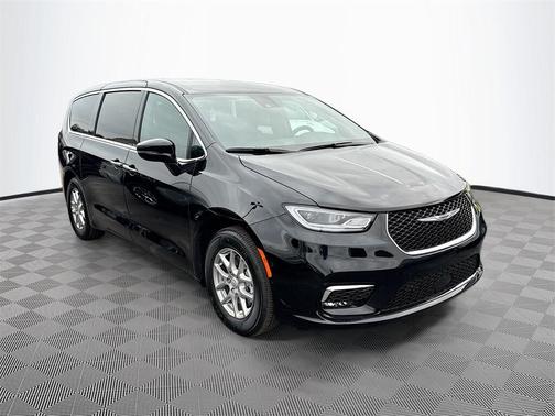 2026 Chrysler Pacifica L