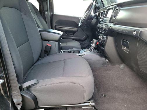 Black Clearcoat 2023 Jeep Wrangler 4xe Base