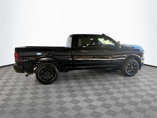2026 RAM 2500 Big Horn Crew Cab 4x2 6'4' Box