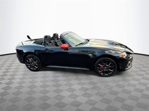 2020 FIAT 124 Spider Base