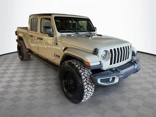 2022 Jeep Gladiator Sport S