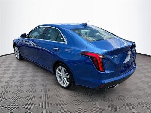 2023 Cadillac CT4 Luxury
