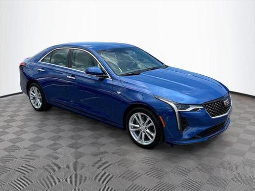 2023 Cadillac CT4 Luxury
