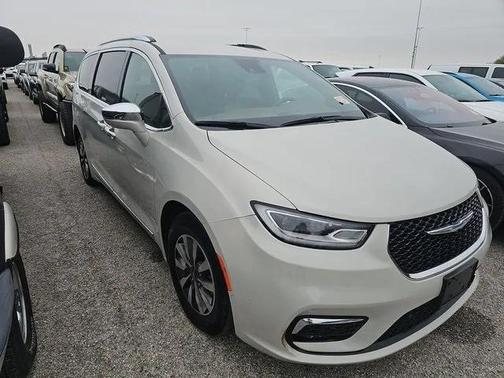 2021 Chrysler Pacifica Hybrid Limited