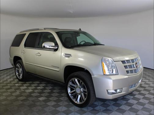 2013 Cadillac Escalade Premium