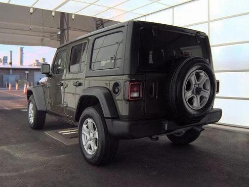 2022 Jeep Wrangler Unlimited Sport