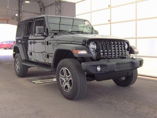 2022 Jeep Wrangler Unlimited Sport