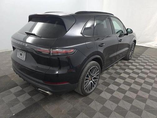 2019 Porsche Cayenne Cayenne