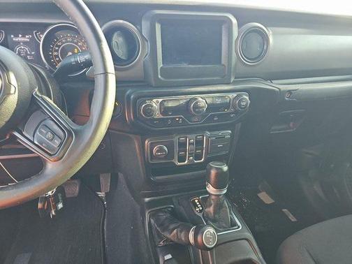 2022 Jeep Gladiator Sport S