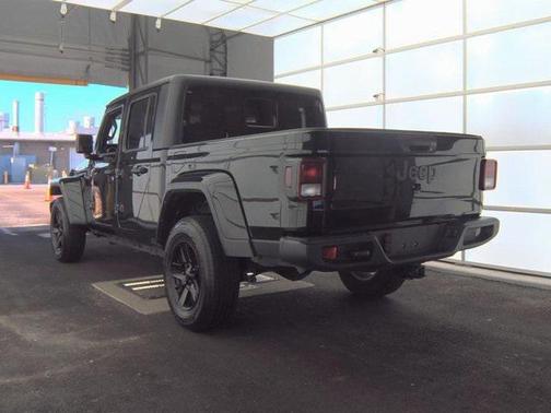 2022 Jeep Gladiator Sport S